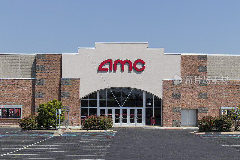 AMC正在调整，以适应通过迪士尼+、HBO Max和Netflix等订阅服务播放电影的电影和娱乐工作室。
